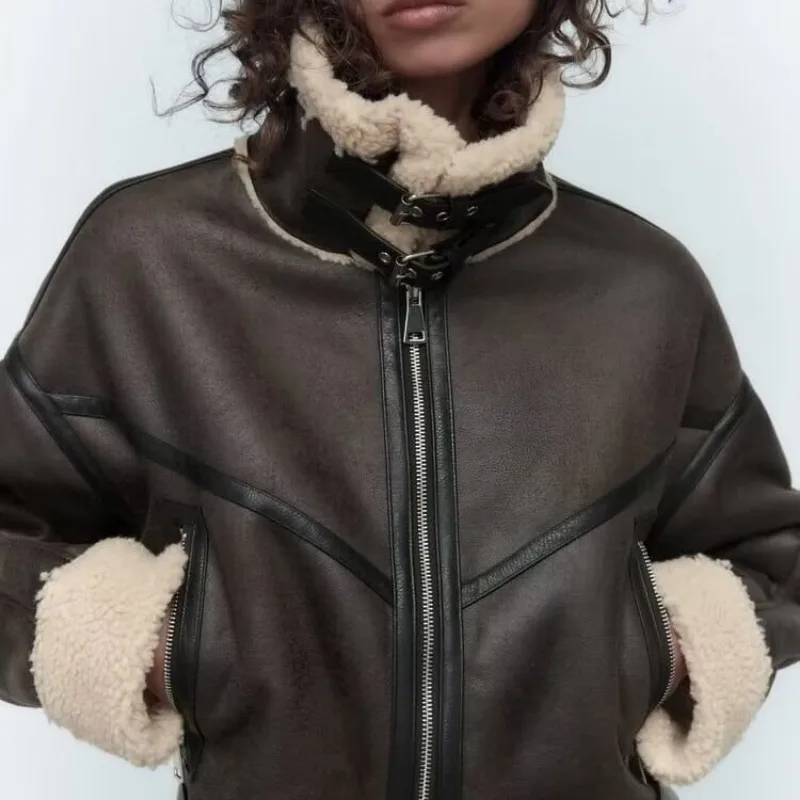 2025 Autumn/Winter New Product Casual Women's Wear Flip Collar Fur Loose and Versatile Short Women's Jacket Coat 
2025 Autumn/Winter New Product Casual Women's Wear Flip Collar Fur Loose and Versatile Short Women's Jacket Coat
