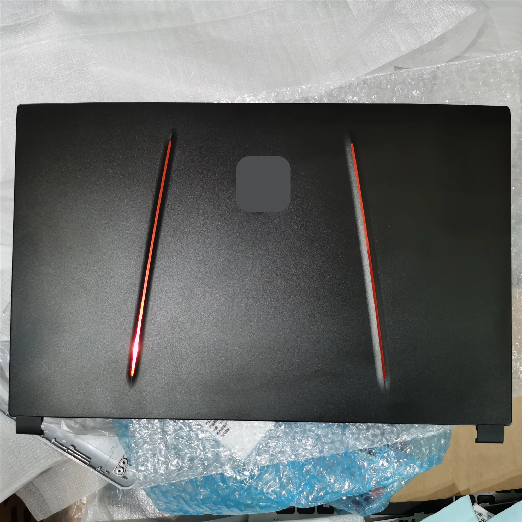 Новый чехол для ноутбука, базовая Крышка для MSI GE75 RAIDER 8RE 8RF MS-17E1, металлический материал
Новый чехол для ноутбука, базовая Крышка для MSI GE75 RAIDER 8RE 8RF MS-17E1, металлический материал