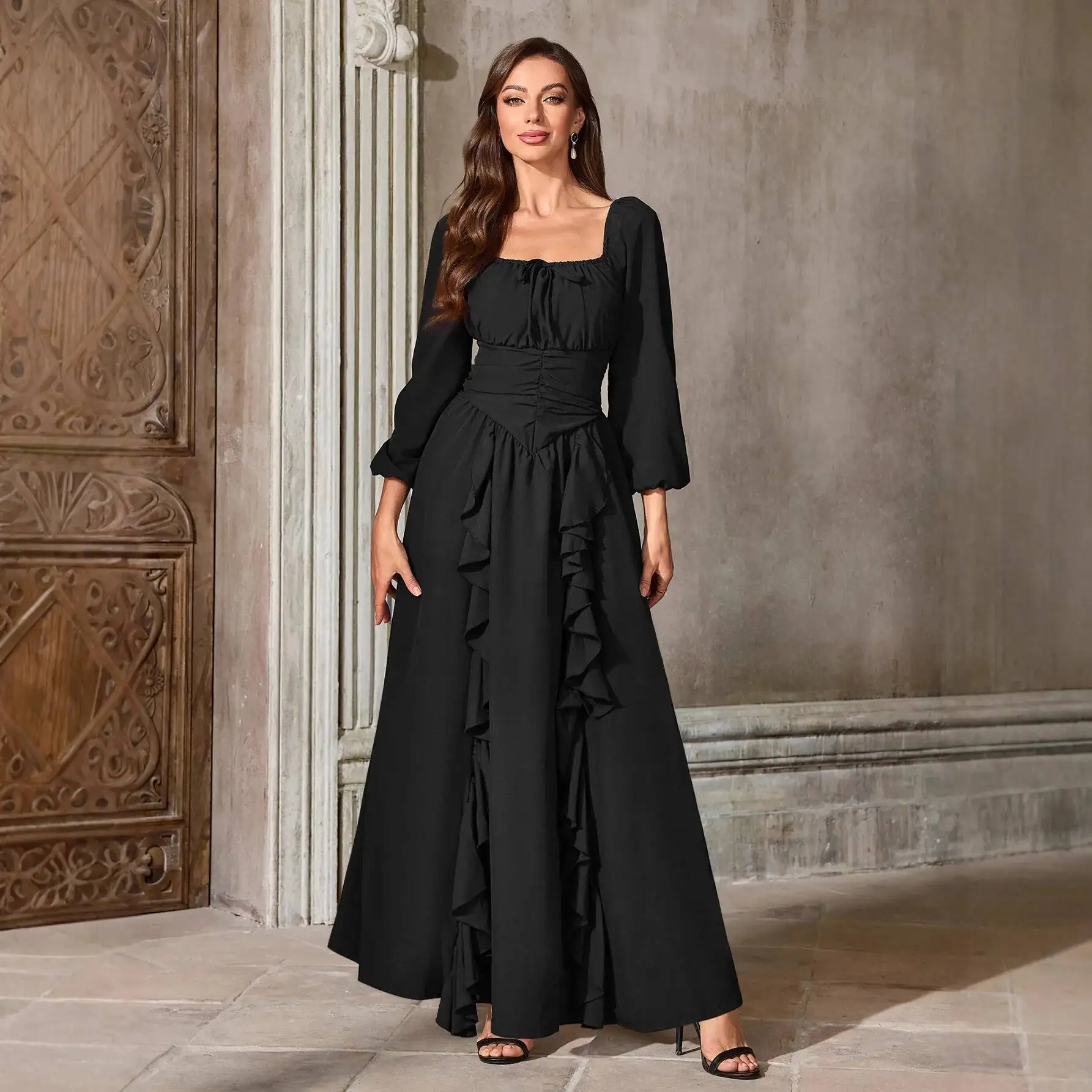 Medieval Renaissance COS-style Dress With Ruffled Waist And Long Skirt
Medieval Renaissance COS-style Dress With Ruffled Waist And Long Skirt