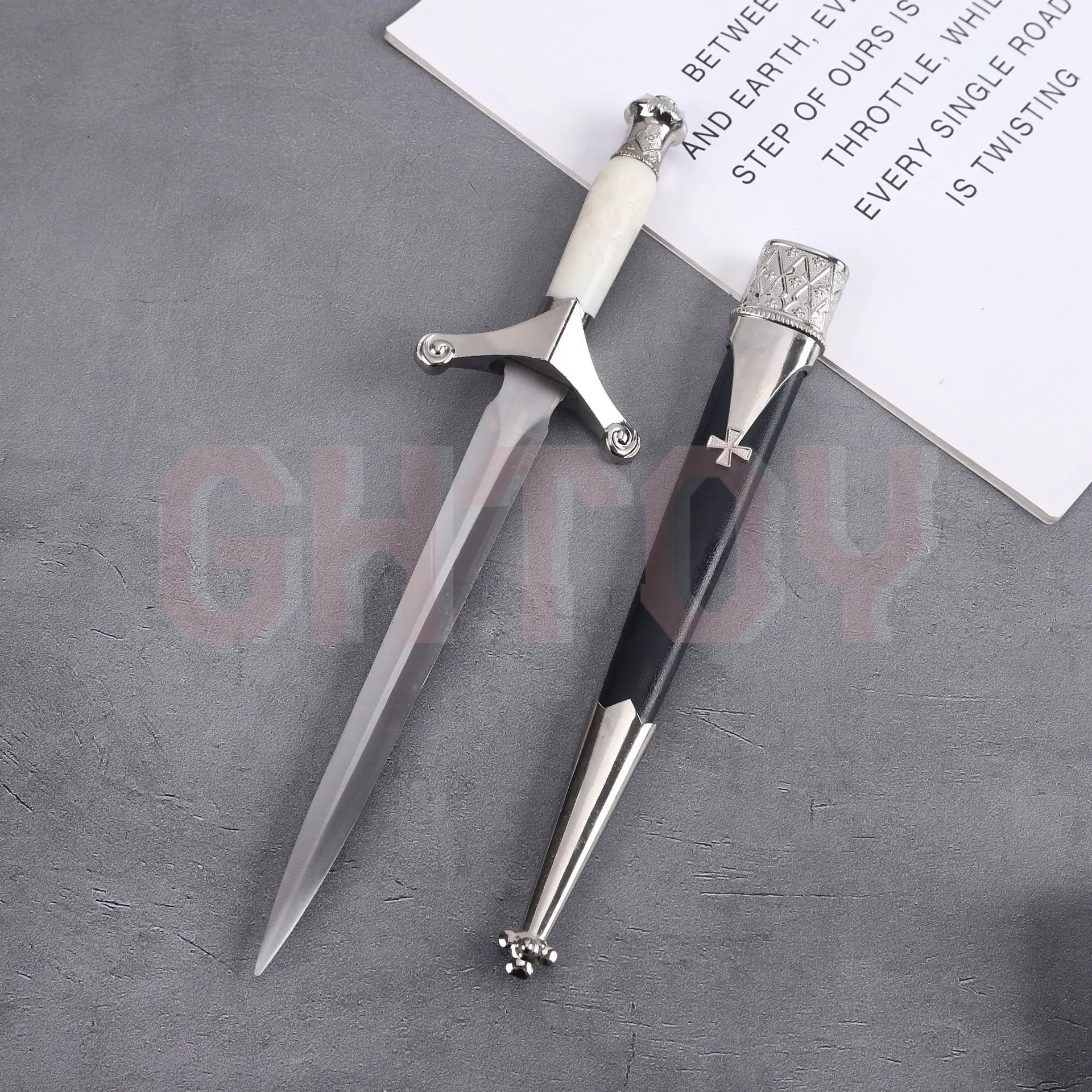 35cm Dark Souls Cosplay Props Uncut Blade Swords Weapons Model Desktop Display Ornaments Collection Birthday Gift for Girl Boys
35cm Dark Souls Cosplay Props Uncut Blade Swords Weapons Model Desktop Display Ornaments Collection Birthday Gift for Girl Boys