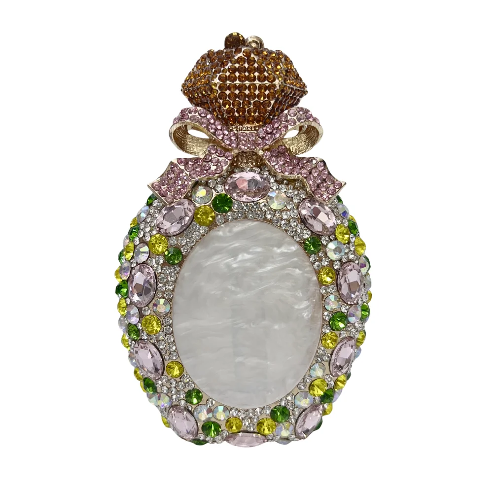 Wholesale Luxury Shell Diamond Diamond Perfume Bottle Shape Banquet Hand Female Dinner Bag
Wholesale Luxury Shell Diamond Diamond Perfume Bottle Shape Banquet Hand Female Dinner Bag