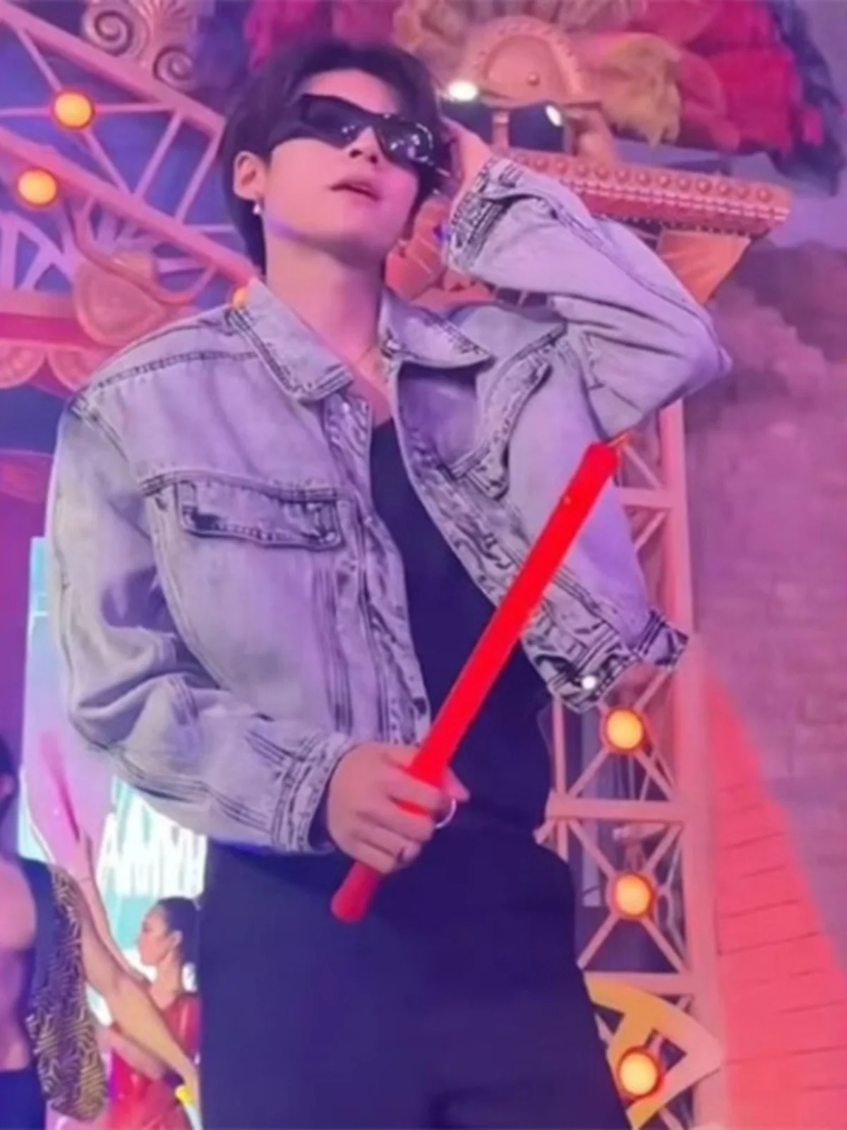 Pang Bowen Men's ort oulder Pad Denim Jaet Spring Autumn New Sle Cool Haome Worn-In Jaet Trendy Loose Fit Youthful
Pang Bowen Men's ort oulder Pad Denim Jaet Spring Autumn New Sle Cool Haome Worn-In Jaet Trendy Loose Fit Youthful