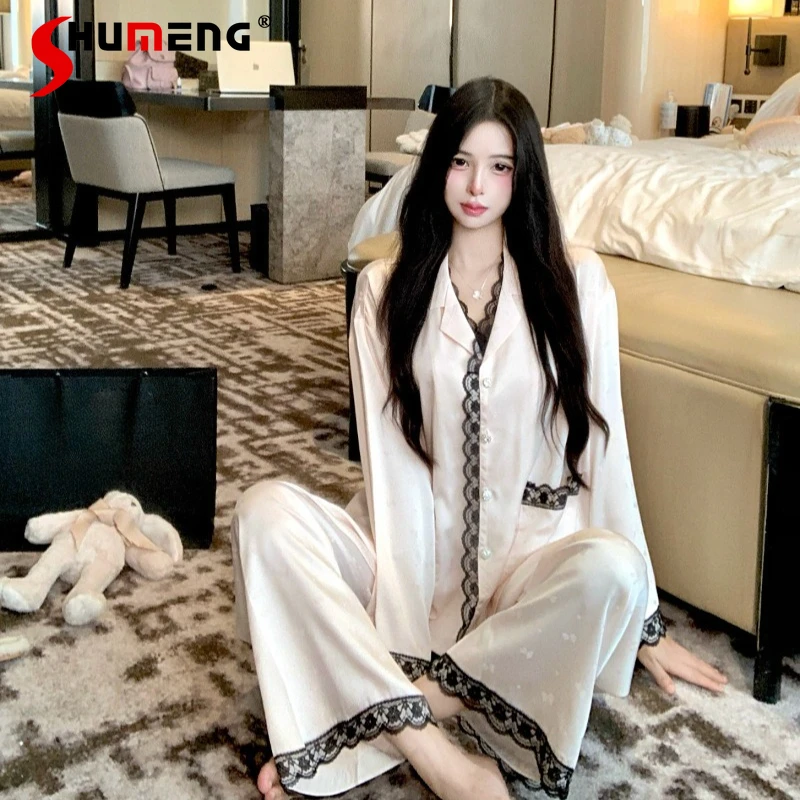 Осенне-зимний элитный домашний комплект: роскошные кружевные пижамы с жаккардовым узором «бабочка» из ледяного шелка для девочек и женщин, с длинным рукавом
Осенне-зимний элитный домашний комплект: роскошные кружевные пижамы с жаккардовым узором «бабочка» из ледяного шелка для девочек и женщин, с длинным рукавом