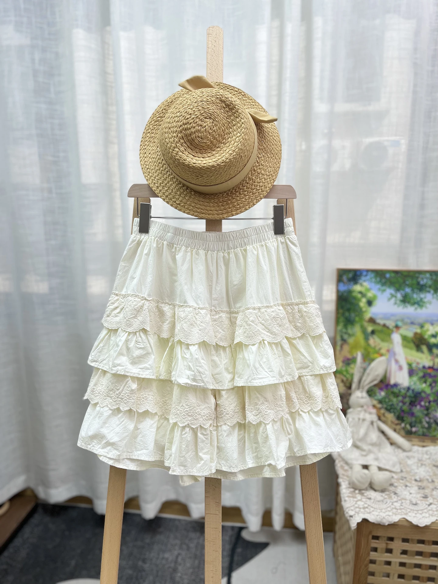 Sweet Girl's Multi-Layer Ruffle Cake orts Lace Trim Casual Pants Loose Fit Comfortable Cotton l Waist Wide Leg Pants
Sweet Girl's Multi-Layer Ruffle Cake orts Lace Trim Casual Pants Loose Fit Comfortable Cotton l Waist Wide Leg Pants