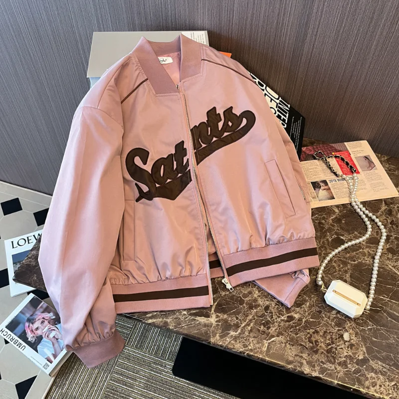 2025 Spring Autumn New Stand Collar Surgeon Women's Fashion Short Baseball Suit Short Jacket Trench Coat
2025 Spring Autumn New Stand Collar Surgeon Women's Fashion Short Baseball Suit Short Jacket Trench Coat