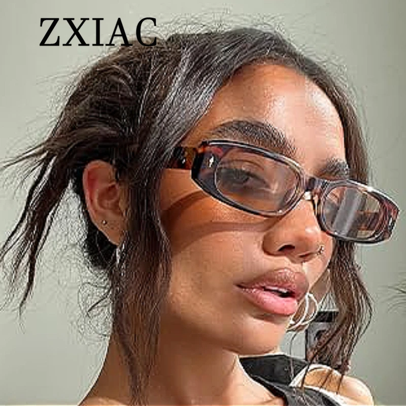 ZXIAC модные прямоугольные солнцезащитные очки в стиле Y2k для женщин и мужчин, модные солнцезащитные очки в узкой квадратной оправе в стиле ретро 90-х годов с заклепками, декоративные оттенки
ZXIAC модные прямоугольные солнцезащитные очки в стиле Y2k для женщин и мужчин, модные солнцезащитные очки в узкой квадратной оправе в стиле ретро 90-х годов с заклепками, декоративные оттенки