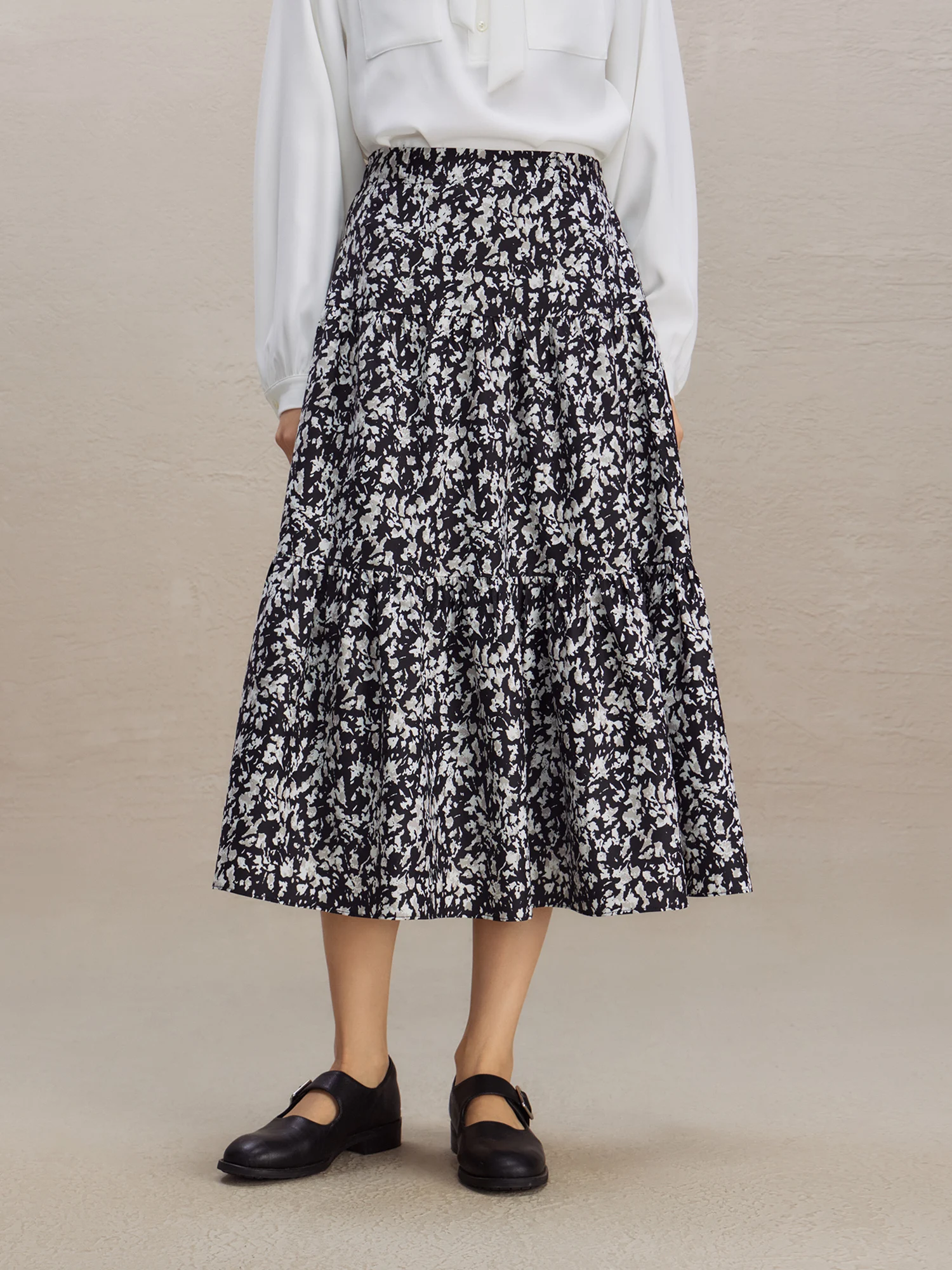 ZIQIAO Floral Print Elastic Waist Long Skirt for Women 2023 Autumn Winter New Design Simple Medium-length A-line Skirt 23ZQ94433
ZIQIAO Floral Print Elastic Waist Long Skirt for Women 2023 Autumn Winter New Design Simple Medium-length A-line Skirt 23ZQ94433