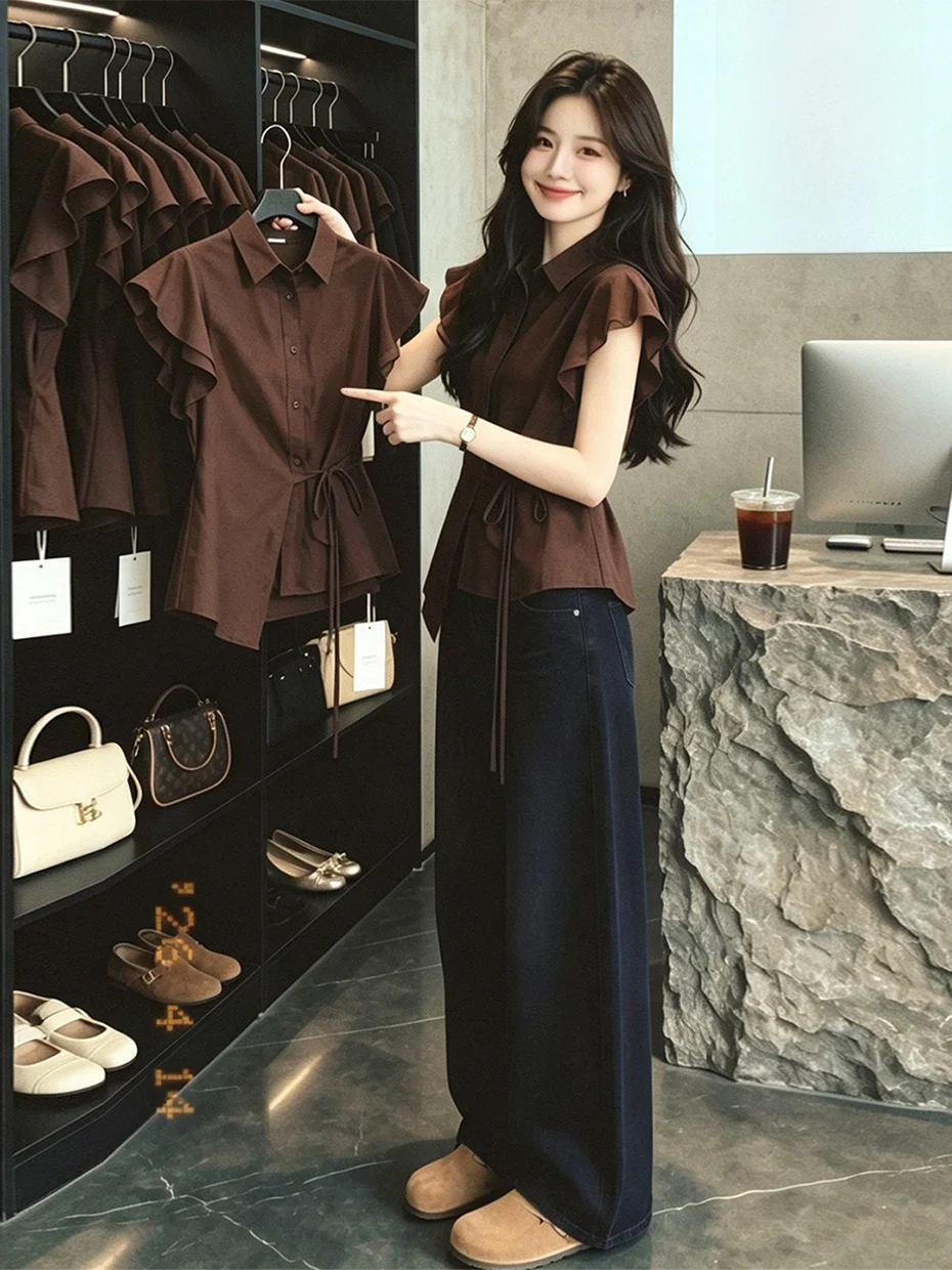 Café Brown Flying Sleeve Shirt Women's Style 2026 New Summer Waist-Cinching Slimming Design Sense Top Commute Outfit
Café Brown Flying Sleeve Shirt Women's Style 2026 New Summer Waist-Cinching Slimming Design Sense Top Commute Outfit