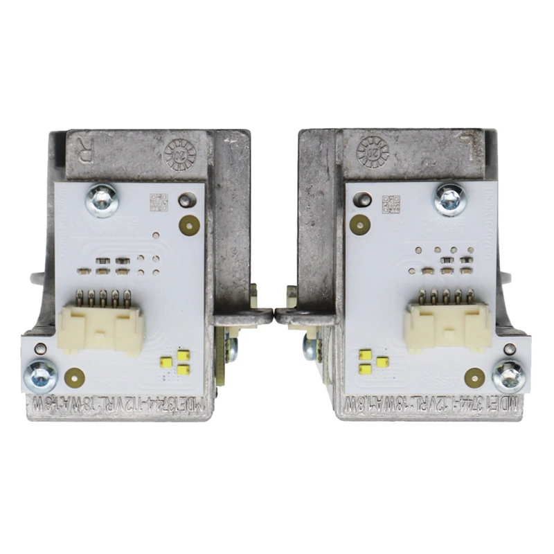 1Pair White Light Headlight LED Angel Eye DRL Modules For BMW 6 Series F06 F12 F13 LCI 2014-2018 63117394901 63117394902
1Pair White Light Headlight LED Angel Eye DRL Modules For BMW 6 Series F06 F12 F13 LCI 2014-2018 63117394901 63117394902
