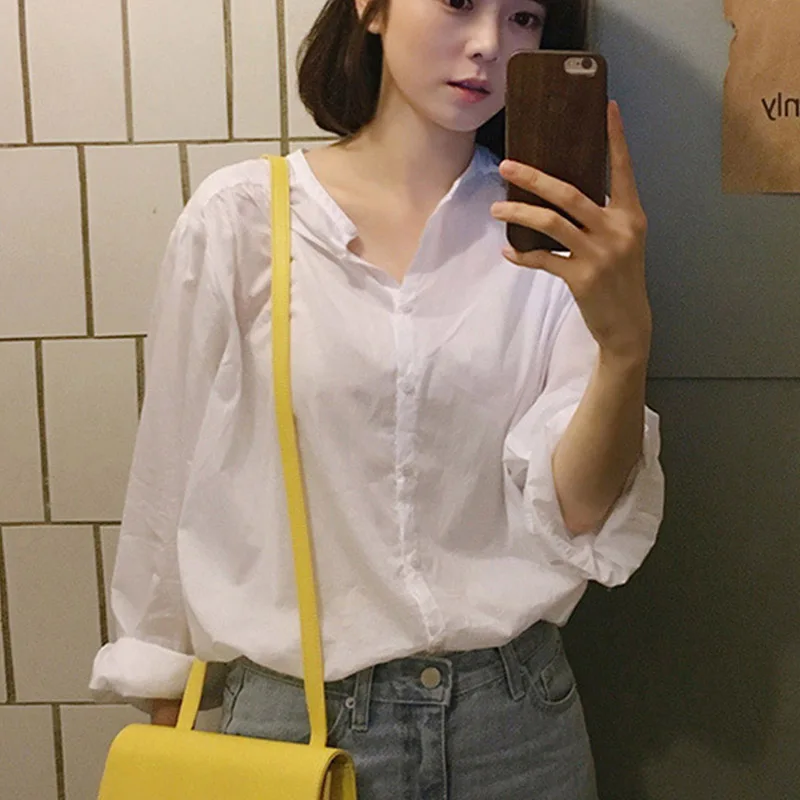 Casual Long Sleeve Stand Collar Women's Shirt Base Layer White Vintage Spring Summer Style Korean High Waist Bubble Sleeve
Casual Long Sleeve Stand Collar Women's Shirt Base Layer White Vintage Spring Summer Style Korean High Waist Bubble Sleeve