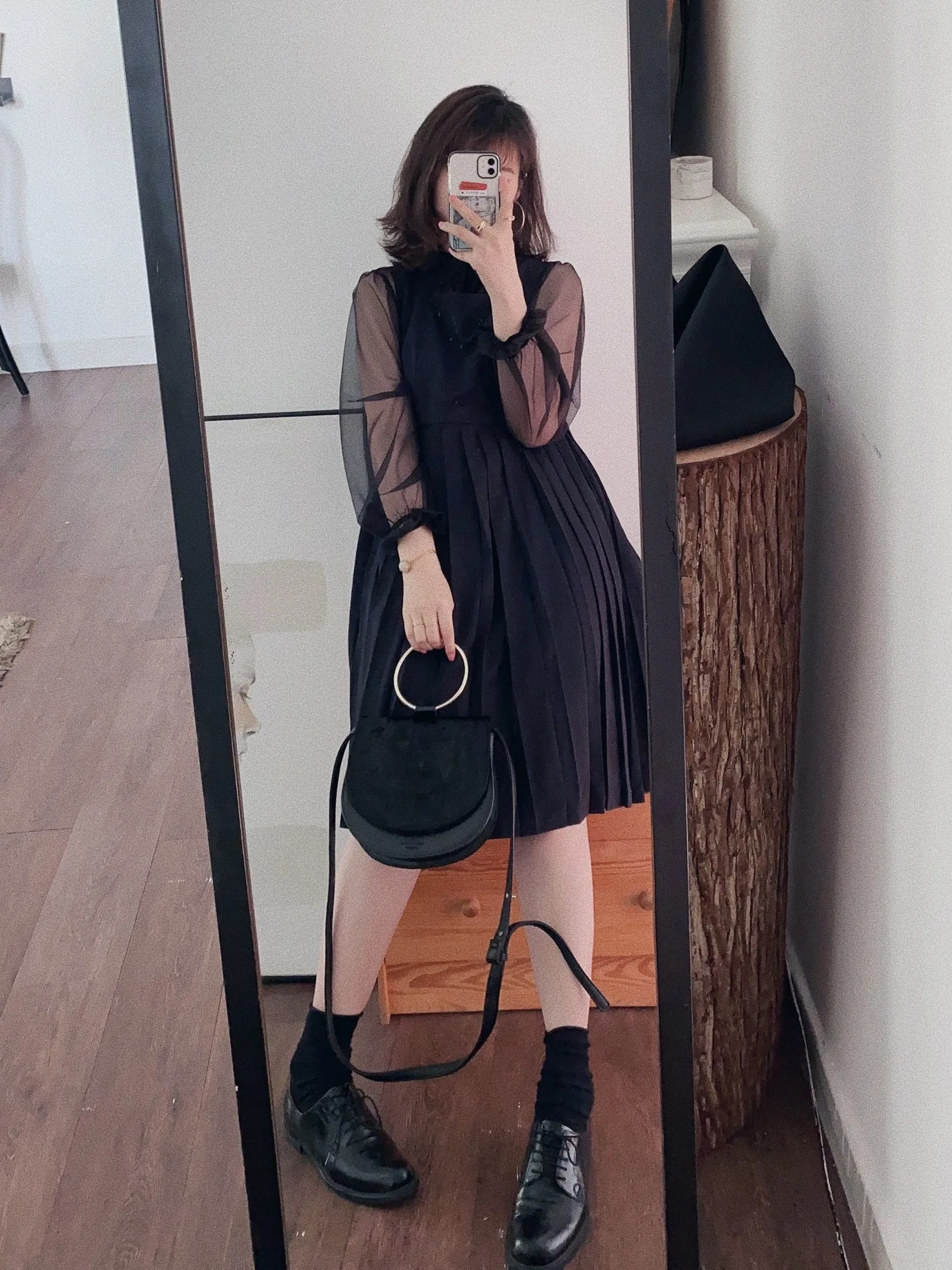 Платье-комбинезон в клетку Mao Li Xiaoli Four Artistic Preppy, женское, весна-лето, новинка, в стиле куклы, с клетчатым узором, фасон «скейтер»
Платье-комбинезон в клетку Mao Li Xiaoli Four Artistic Preppy, женское, весна-лето, новинка, в стиле куклы, с клетчатым узором, фасон «скейтер»