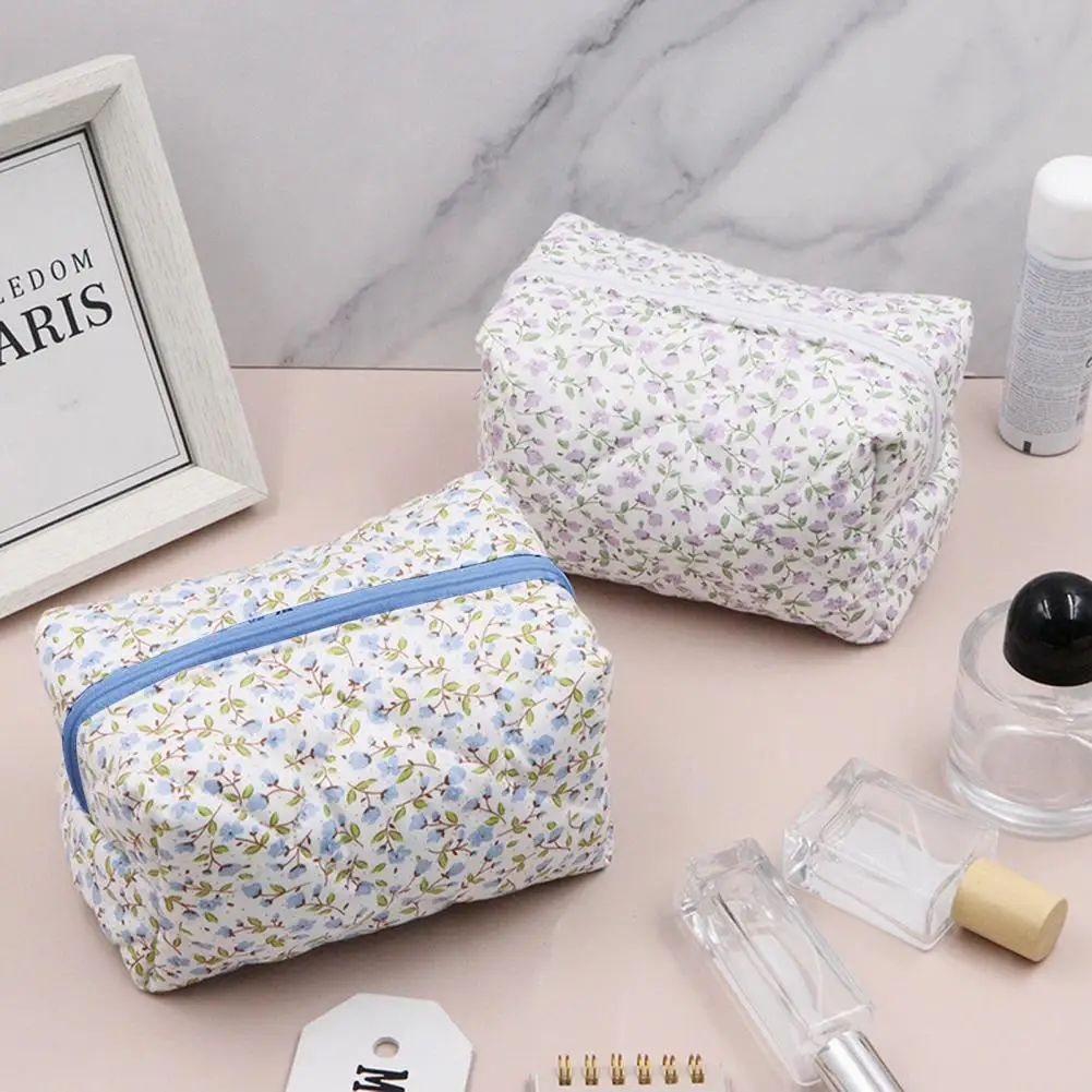 Large Capacity Floral Makeup Bag Zipper Portable Multifunction Women Girls Travel Lipstick Cosmetic Toiletry Organizer Pouch
Large Capacity Floral Makeup Bag Zipper Portable Multifunction Women Girls Travel Lipstick Cosmetic Toiletry Organizer Pouch