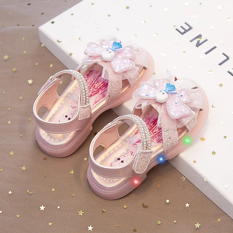 Kids'Sandalsl Led Light Elsa Princess Frozen PU Leather Sequin Pearl Summer Shoes Anti-slip Breathable Pink Blue Size 22-32
Kids'Sandalsl Led Light Elsa Princess Frozen PU Leather Sequin Pearl Summer Shoes Anti-slip Breathable Pink Blue Size 22-32