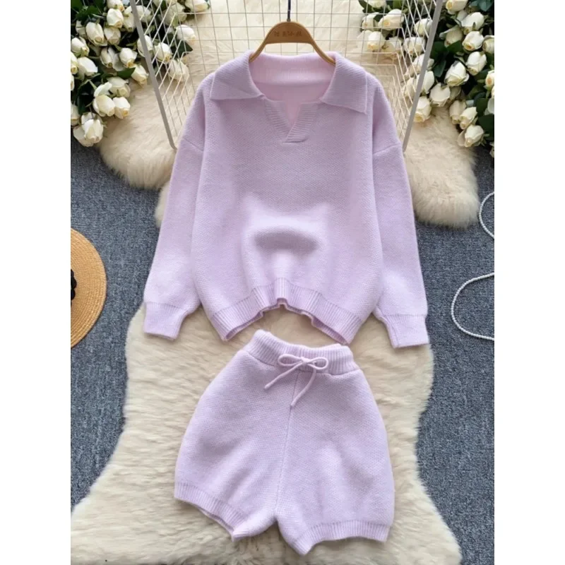 Korean Knitted Sweater Two-piece Set Women's Autumn Lazy Style Pullover Lapel Loose Sweater High Waist Slim Warm Casual Shorts
Korean Knitted Sweater Two-piece Set Women's Autumn Lazy Style Pullover Lapel Loose Sweater High Waist Slim Warm Casual Shorts