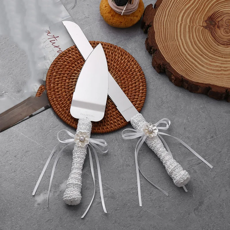 Personalized Stainless Steel Cake Knife Spatula Set Wedding Cake Shovel Cutter With Gift Box High-end Exquisite Wedding Gifts
Personalized Stainless Steel Cake Knife Spatula Set Wedding Cake Shovel Cutter With Gift Box High-end Exquisite Wedding Gifts