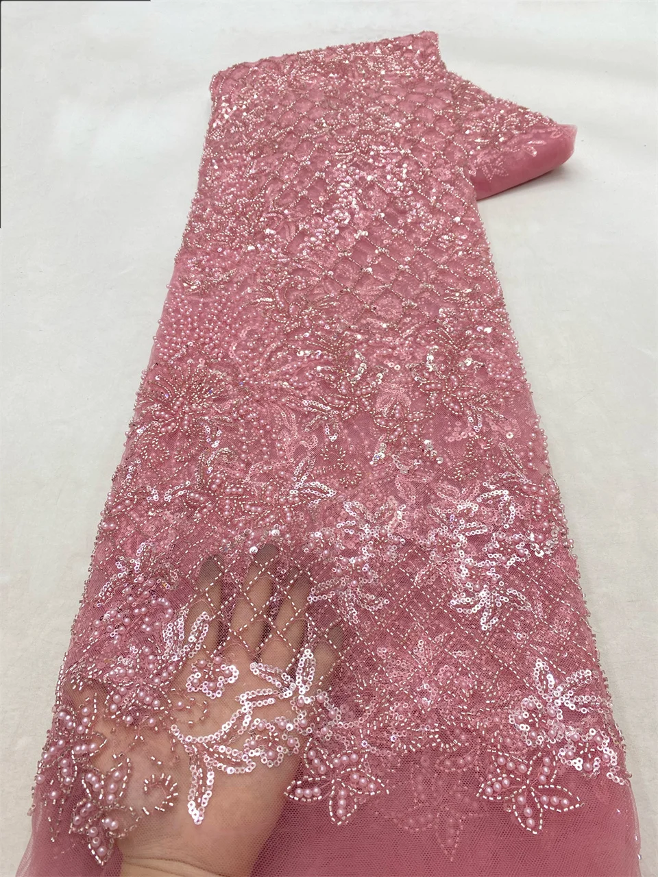 Handmade Beaded Lace Fabric High Quality Luxury Sequence African Nigerian Embroidery French Tulle Lace Fabric XZ6156
Handmade Beaded Lace Fabric High Quality Luxury Sequence African Nigerian Embroidery French Tulle Lace Fabric XZ6156