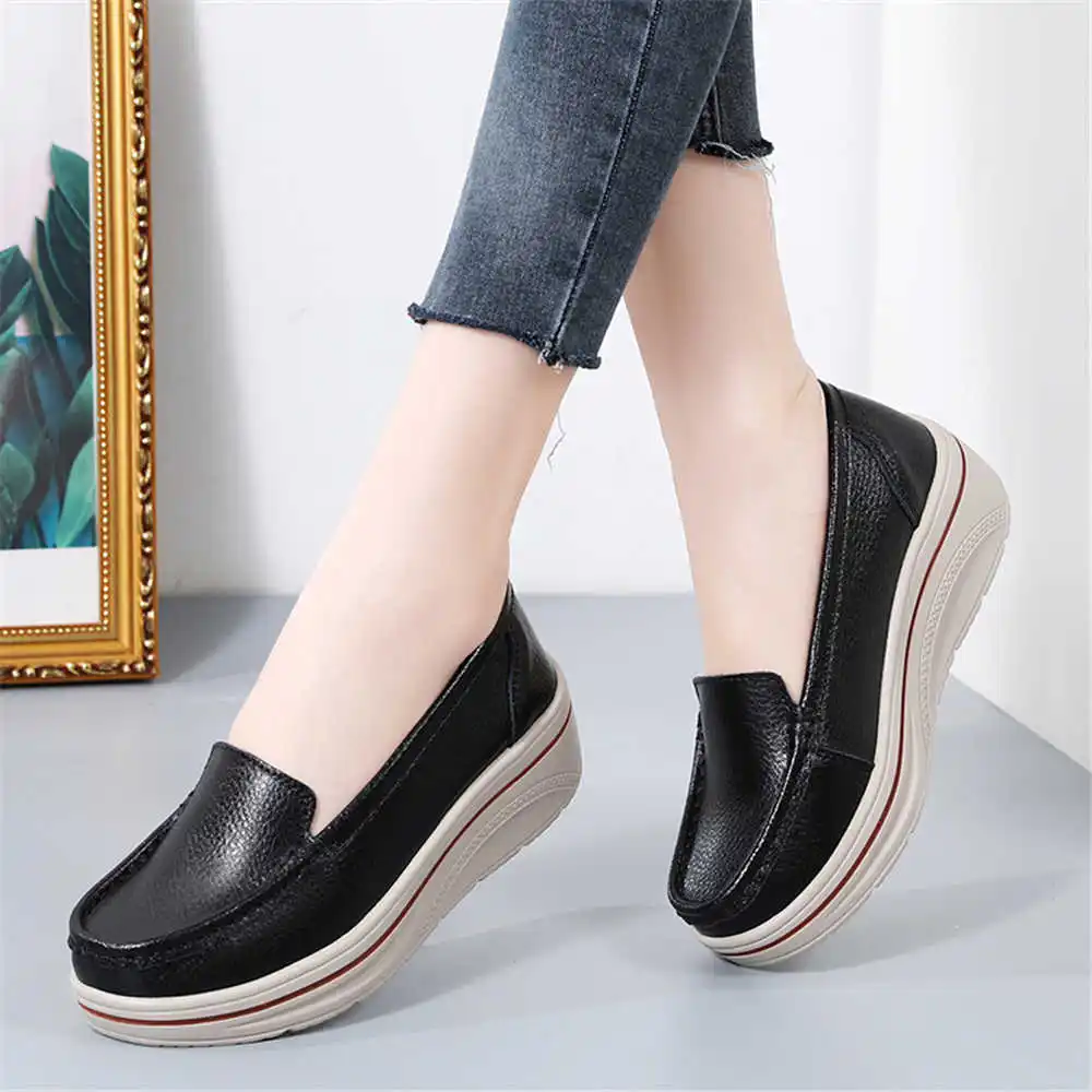 Кроссовки Tenya с круглым носком, размеры 36-40, необычные, для скейтбординга, повседневные, женские, спортивные, милые, высококачественные, высокотехнологичные
Кроссовки Tenya с круглым носком, размеры 36-40, необычные, для скейтбординга, повседневные, женские, спортивные, милые, высококачественные, высокотехнологичные