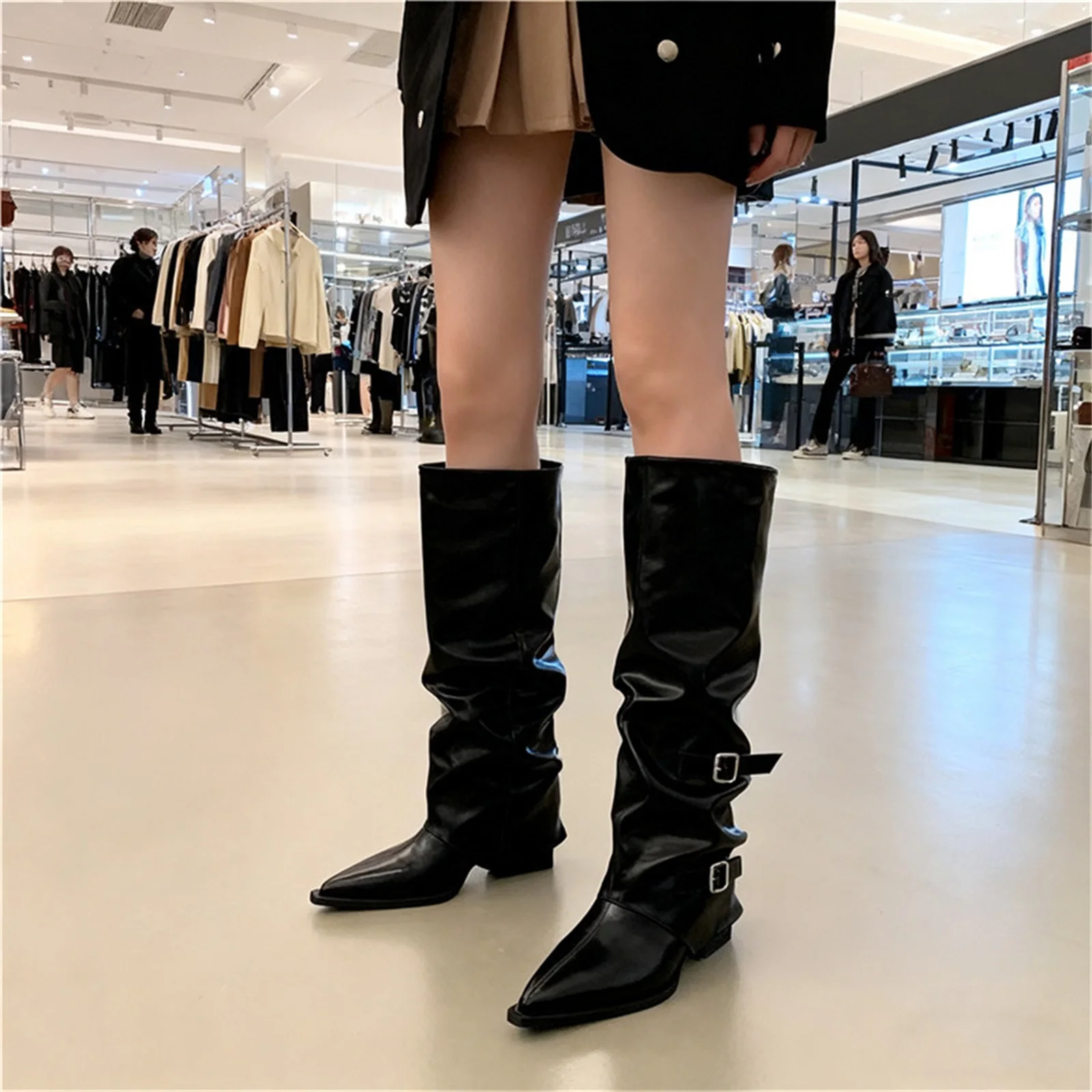 Women'S Boots Autumn Winter Solid Color Fashion High Quality Boots Round Toe Thick Bottom Boots Comfortable Outdoor Casual Boots
Women'S Boots Autumn Winter Solid Color Fashion High Quality Boots Round Toe Thick Bottom Boots Comfortable Outdoor Casual Boots
