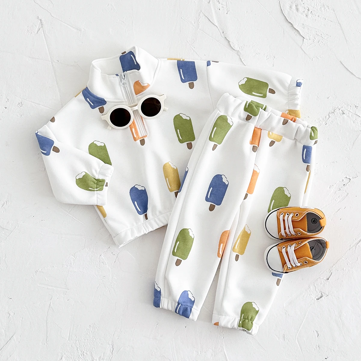 Baby Clothing Set Spring Autumn 2025 New Zipper Ice Cream Print Stand up Neck Top+Pants 0-3 Year Boys Girls Infant Child Clothes
Baby Clothing Set Spring Autumn 2025 New Zipper Ice Cream Print Stand up Neck Top+Pants 0-3 Year Boys Girls Infant Child Clothes
