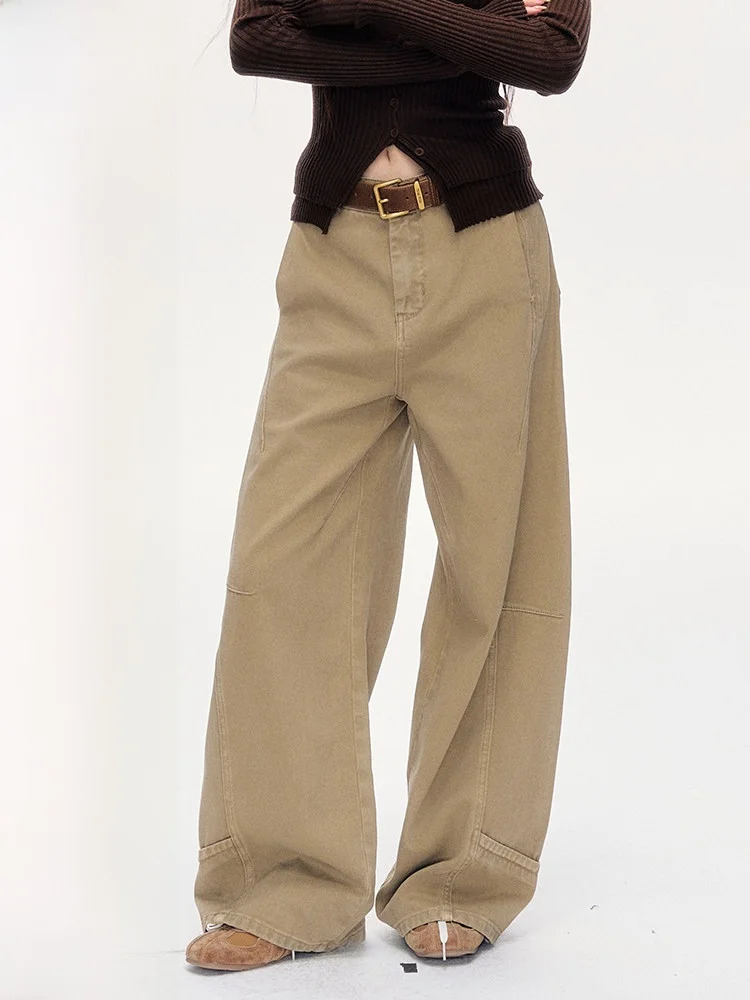 Американские джинсовые джинсы в стиле ретро, женские летние дизайнерские свободные широкие брюки цвета хаки с низкой талией, повседневные универсальные брюки на четыре сезона
Американские джинсовые джинсы в стиле ретро, женские летние дизайнерские свободные широкие брюки цвета хаки с низкой талией, повседневные универсальные брюки на четыре сезона