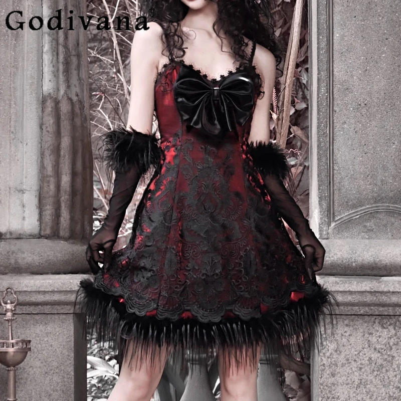 2025 Dark Gothic Christmas Sweet Bow Strap Dress Personality Girl Bow Heavy Industry Embroidery High Waist A-line Party Dresses
2025 Dark Gothic Christmas Sweet Bow Strap Dress Personality Girl Bow Heavy Industry Embroidery High Waist A-line Party Dresses