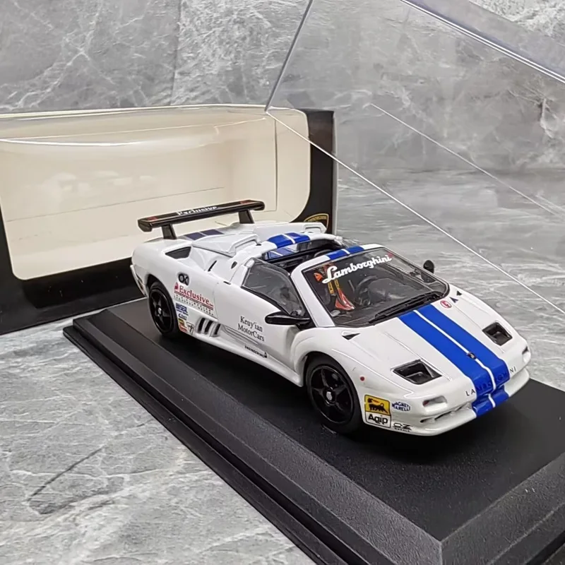 1/43 Diablo VT-R Roadster Trofeo 1997 Alloy Sports Car Model Diecast Metal Track Racing Car Vehicles Model Simulation Kids Gifts
1/43 Diablo VT-R Roadster Trofeo 1997 Alloy Sports Car Model Diecast Metal Track Racing Car Vehicles Model Simulation Kids Gifts