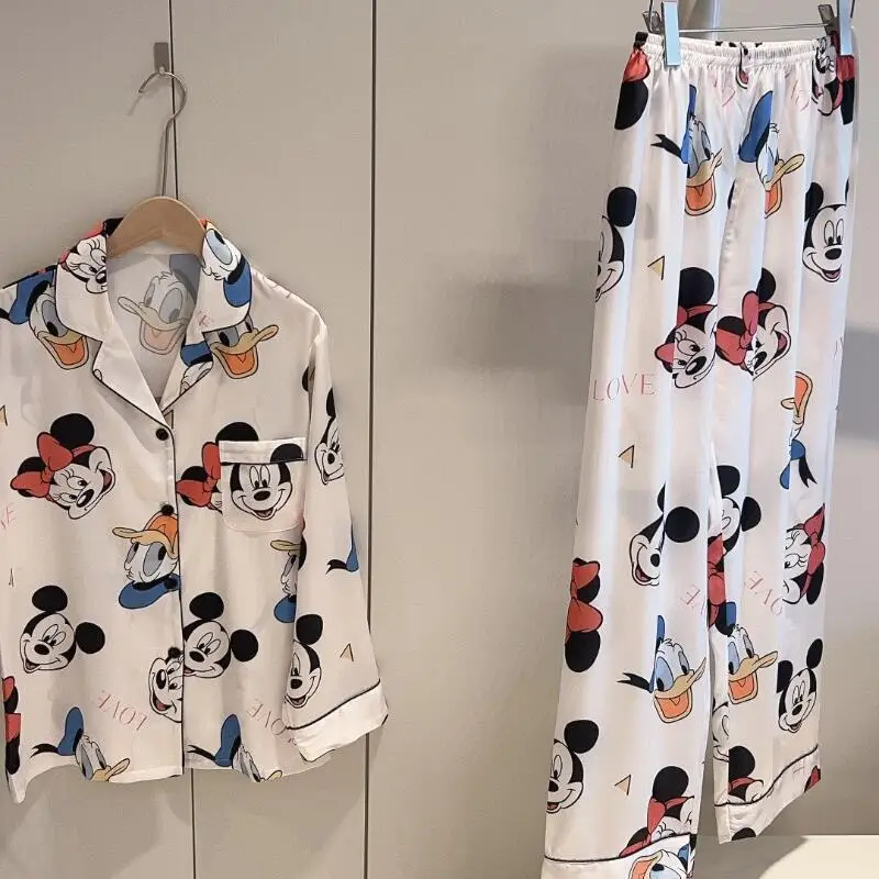 Student Ice Silk Long Sleeved Lapel Pajama Set Anime Ladies Spring Autumn Long Sleeved Cartoon Home Wear Fashion Two Piece Set
Student Ice Silk Long Sleeved Lapel Pajama Set Anime Ladies Spring Autumn Long Sleeved Cartoon Home Wear Fashion Two Piece Set