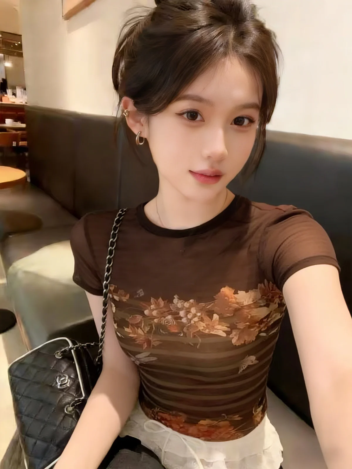 Retro Print Mesh Short Sleeve T-Shirt Women's Summer New Style Shoulder Fit round Neck Short Top Self-Keeping Model Fashionable
Retro Print Mesh Short Sleeve T-Shirt Women's Summer New Style Shoulder Fit round Neck Short Top Self-Keeping Model Fashionable