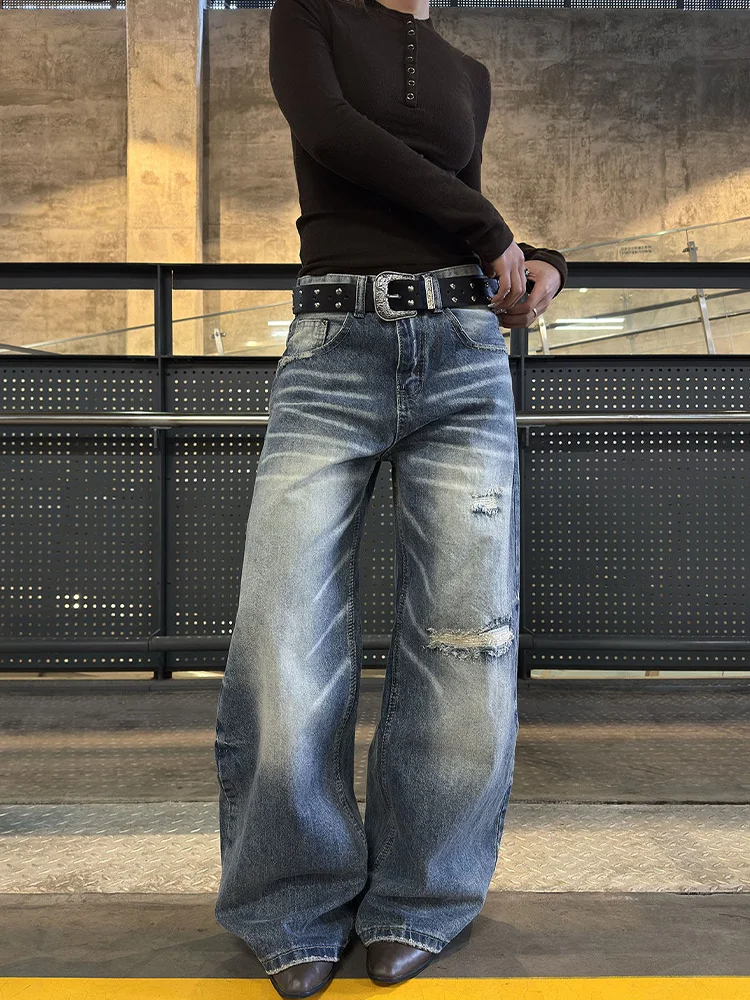 Large Size American Washed Faux Hole Wide Leg Jeans Women Loose Casual Versatile Jeans High Waist Denim Cloth Winter Wear
Large Size American Washed Faux Hole Wide Leg Jeans Women Loose Casual Versatile Jeans High Waist Denim Cloth Winter Wear
