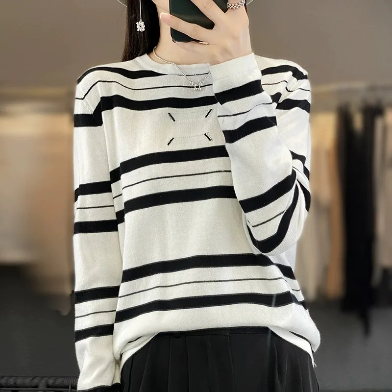 Pure Cotton Long Sleeve Knitted Sweater Women's round Neck Overhead Loose Base Layer Striped Design Fashionable Youthful Inne...
Pure Cotton Long Sleeve Knitted Sweater Women's round Neck Overhead Loose Base Layer Striped Design Fashionable Youthful Inne...