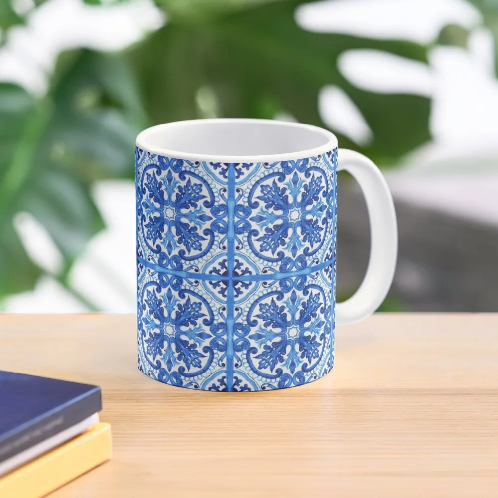 Португальская плитка azulejo. Кофейная кружка, керамическая чашка, кофейная Термокружка
Португальская плитка azulejo. Кофейная кружка, керамическая чашка, кофейная Термокружка