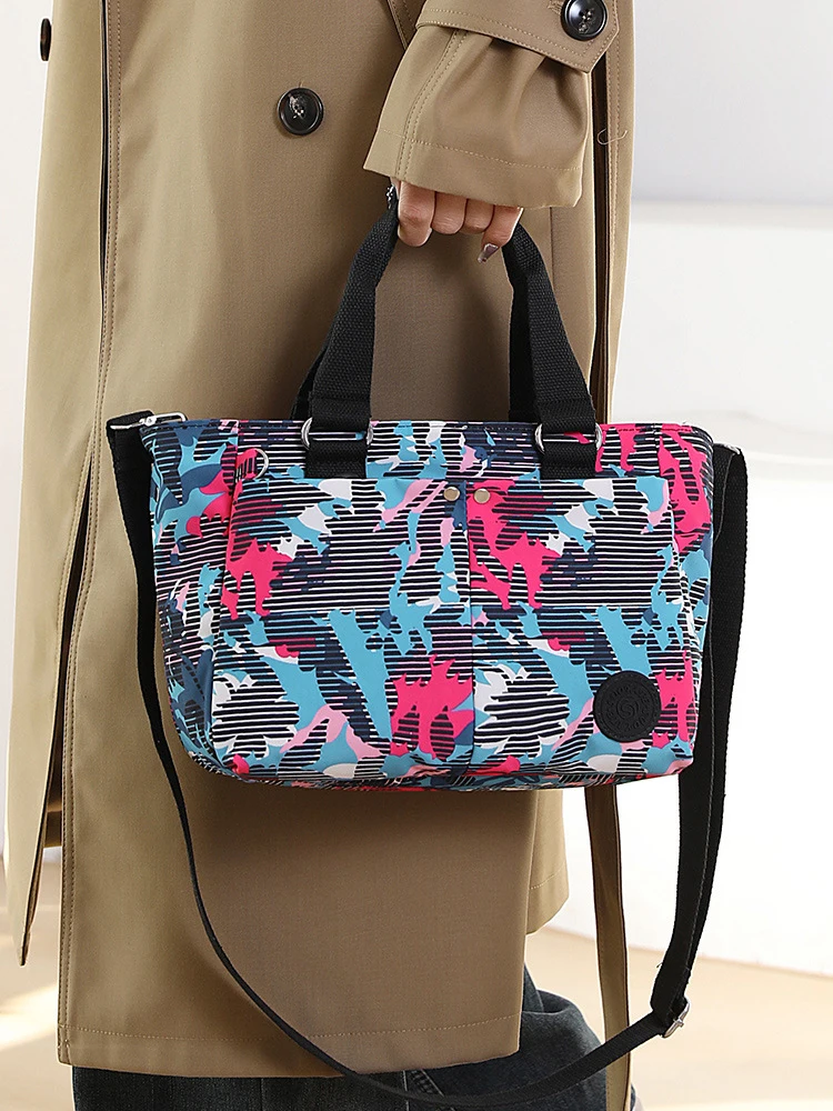 Shoulder Bag for Women 2024 New Large Capacity Nylon Printed Shoulder Handbag Fashion Tote Bag
Shoulder Bag for Women 2024 New Large Capacity Nylon Printed Shoulder Handbag Fashion Tote Bag