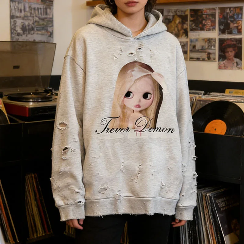 Модные эстетические повседневные осенне-зимние толстовки с отверстиями для старых женщин, готический забавный свободный пуловер с длинными рукавами и мультяшным принтом
Модные эстетические повседневные осенне-зимние толстовки с отверстиями для старых женщин, готический забавный свободный пуловер с длинными рукавами и мультяшным принтом