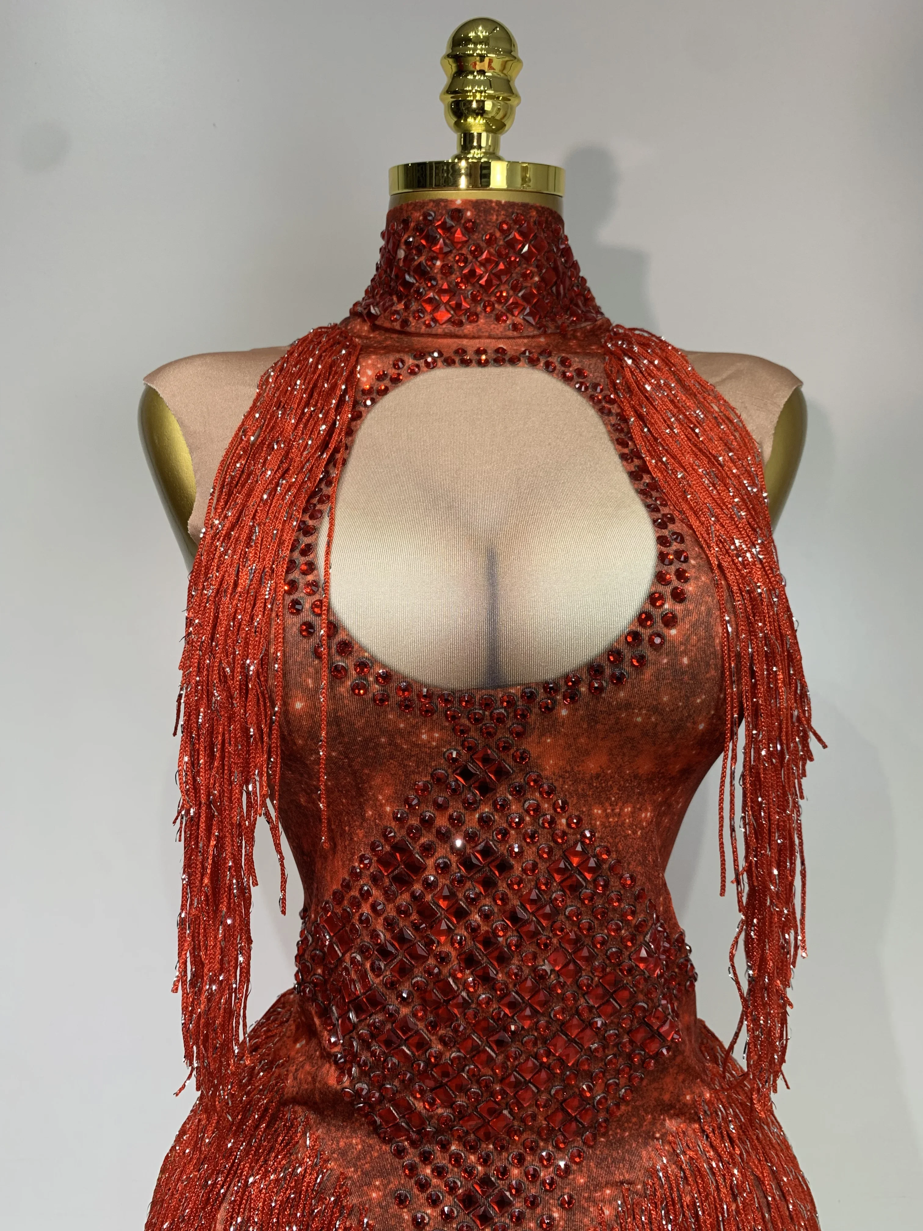 Stock Sparkly Red Rhinestones Tassel Leotard Nightclub Dance DS Show Stage Wear Stretch Bodysuit Party Female Singer Outfit
Stock Sparkly Red Rhinestones Tassel Leotard Nightclub Dance DS Show Stage Wear Stretch Bodysuit Party Female Singer Outfit