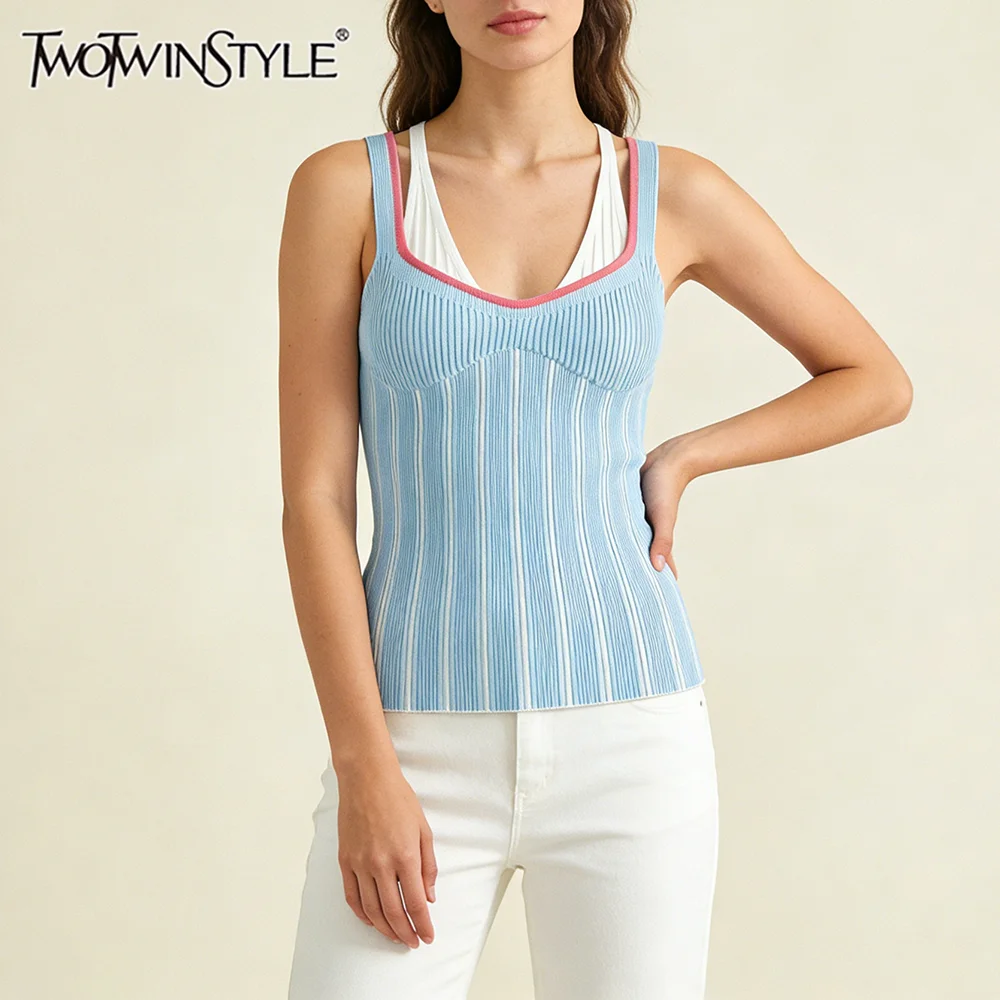 TWOTWINSTYLE Hit Color Fake Two Piece Set Vest for Women Square Collar Sleeveless Slimming Sexy Stylish Rib Knit Tank Top Female
TWOTWINSTYLE Hit Color Fake Two Piece Set Vest for Women Square Collar Sleeveless Slimming Sexy Stylish Rib Knit Tank Top Female