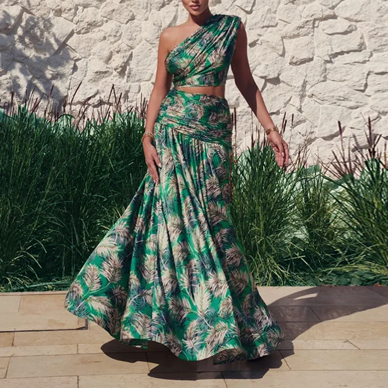 Sexy Brithday Evening Dresses for Women 2025 Summer Green Retro Printed Sloping Shoulder Sleeveless Holiday Party Dresses
Sexy Brithday Evening Dresses for Women 2025 Summer Green Retro Printed Sloping Shoulder Sleeveless Holiday Party Dresses