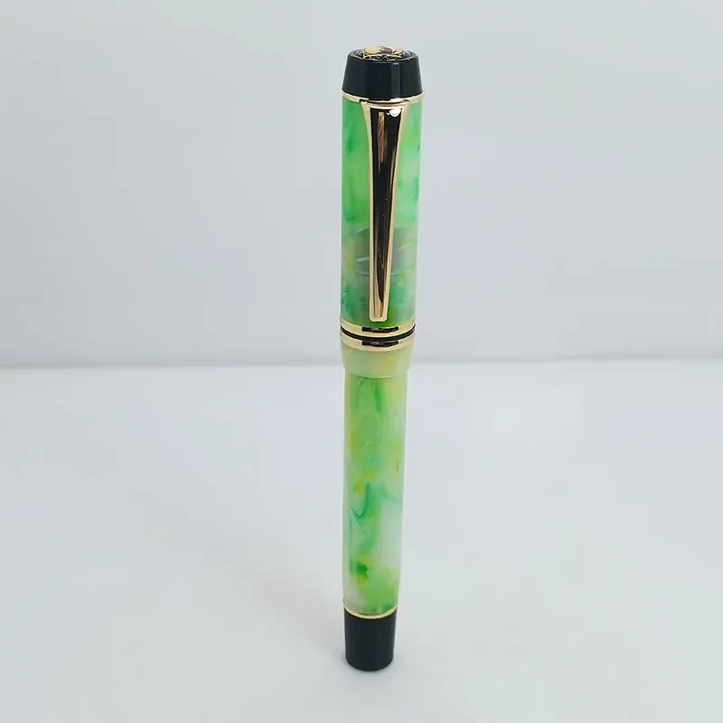 KAIGELU 316A fountain pen Daimyo pointed screw cap EF/F/M 0.7mm ink pen Piston Resin Clip Pen Stationery Business Writing Gifts
KAIGELU 316A fountain pen Daimyo pointed screw cap EF/F/M 0.7mm ink pen Piston Resin Clip Pen Stationery Business Writing Gifts