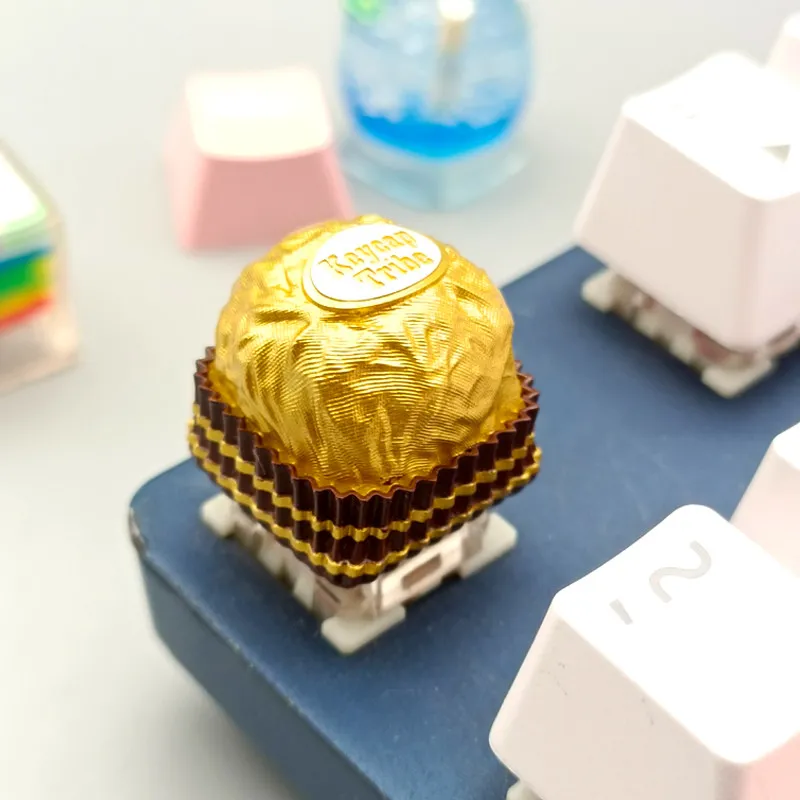 Creative Chocolate Ball Keycap Resin Handmade Keycaps for Mechanical Keyboard Chocolate Themed Key Caps for Valentine's Day Gift
Creative Chocolate Ball Keycap Resin Handmade Keycaps for Mechanical Keyboard Chocolate Themed Key Caps for Valentine's Day Gift