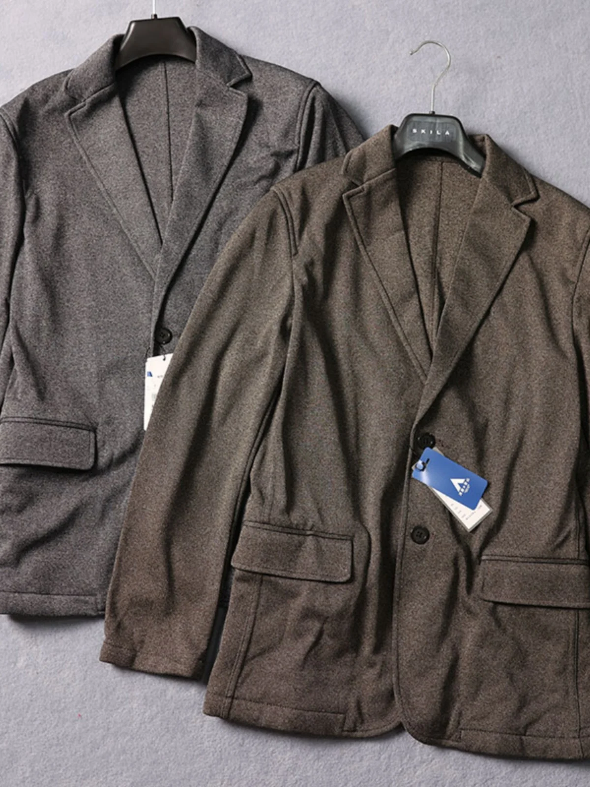 Elastic Two-Button Suit Jacket Long Sleeve Anti-Wrinkle No-Ironing Simple And Elegant Quick-Drying Casual Outerwear
Elastic Two-Button Suit Jacket Long Sleeve Anti-Wrinkle No-Ironing Simple And Elegant Quick-Drying Casual Outerwear