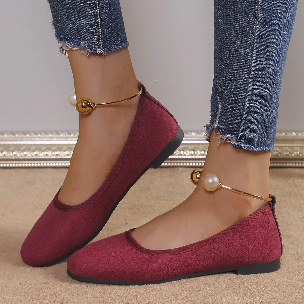 Pearl Flat Loafers for Women Shoes Autumn Shallow Slip-on Female Casual Shoes Fashion Comfortable Soft-soled Womens Single Shoes
Pearl Flat Loafers for Women Shoes Autumn Shallow Slip-on Female Casual Shoes Fashion Comfortable Soft-soled Womens Single Shoes