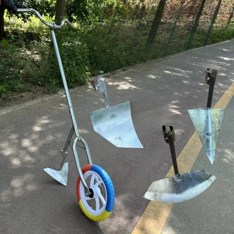 Hand push hoe, hoe, loosen soil, ditch, plow the ground, artifact, multi-functional hoe agricultural tool
Hand push hoe, hoe, loosen soil, ditch, plow the ground, artifact, multi-functional hoe agricultural tool