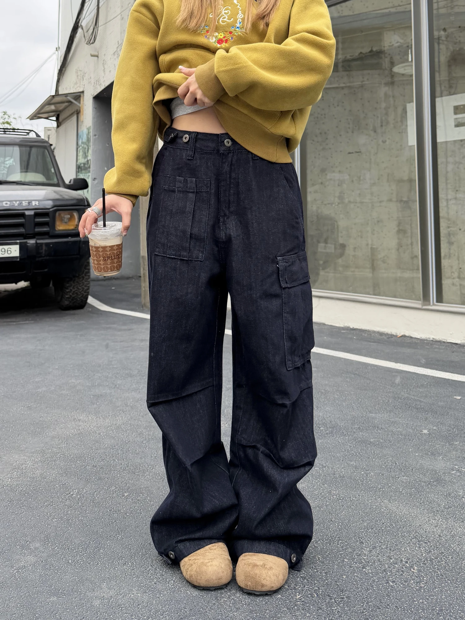 Свободные джинсовые джинсы-карго с несколькими цветами для мужчин и женщин, уличные джинсы со сложенным подолом, широкие брюки, регулируемые Fce Lo...
Свободные джинсовые джинсы-карго с несколькими цветами для мужчин и женщин, уличные джинсы со сложенным подолом, широкие брюки, регулируемые Fce Lo...