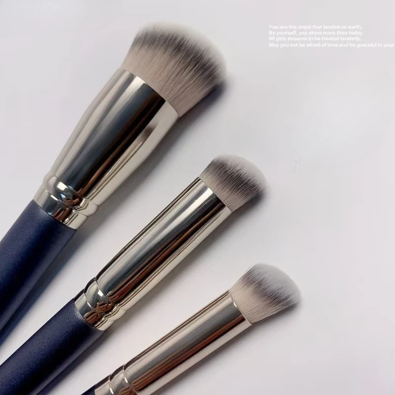 Foundation Concealer Brush, Premium Contour Blusher Brushes, Flawless Under Eye Dense Face Makeup Brush for Blending
Foundation Concealer Brush, Premium Contour Blusher Brushes, Flawless Under Eye Dense Face Makeup Brush for Blending