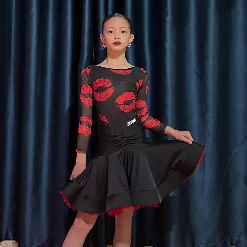 Child Ballroom Dance Competition Dresses Long Sleeved Latin Dance Dress Costumes Lips Printed Latin Top Black Skirt c
Child Ballroom Dance Competition Dresses Long Sleeved Latin Dance Dress Costumes Lips Printed Latin Top Black Skirt c