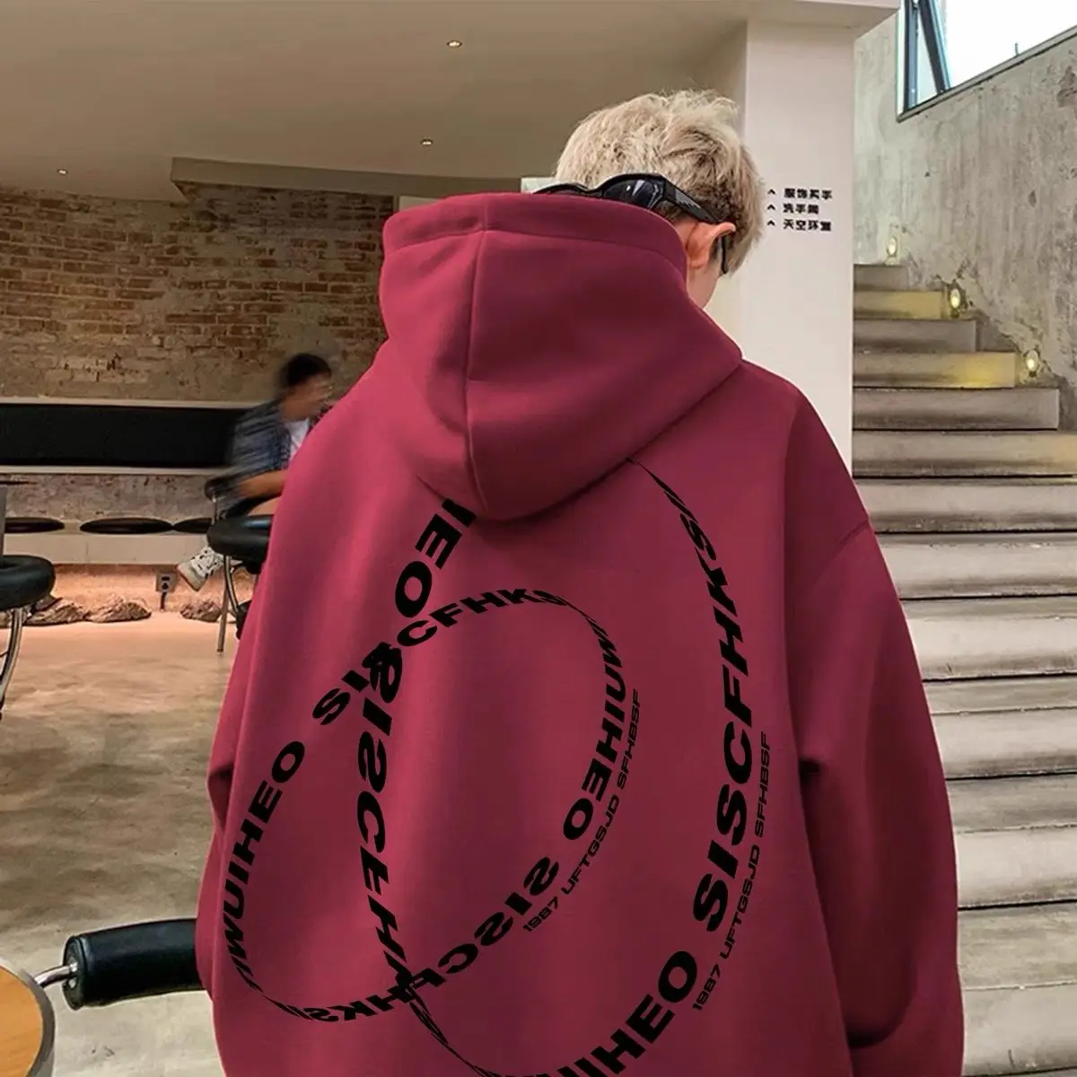 Hooded sweatshirt trendy brand three-dimensional 2-circle men and women loose thick velvet high street autumn and winter jacket
Hooded sweatshirt trendy brand three-dimensional 2-circle men and women loose thick velvet high street autumn and winter jacket