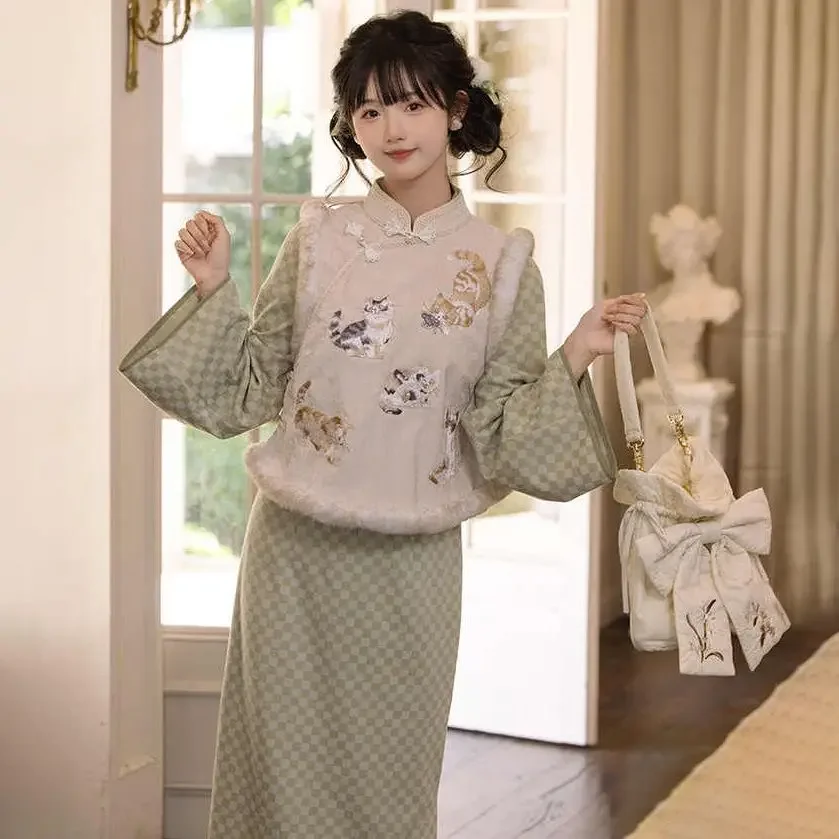 Chinese Cat Embroidery Vest Traditional Chinese Style Daily Vest Wear Stand-up Collar Long Sleeve Dress Autumn And Winter Set
Chinese Cat Embroidery Vest Traditional Chinese Style Daily Vest Wear Stand-up Collar Long Sleeve Dress Autumn And Winter Set
