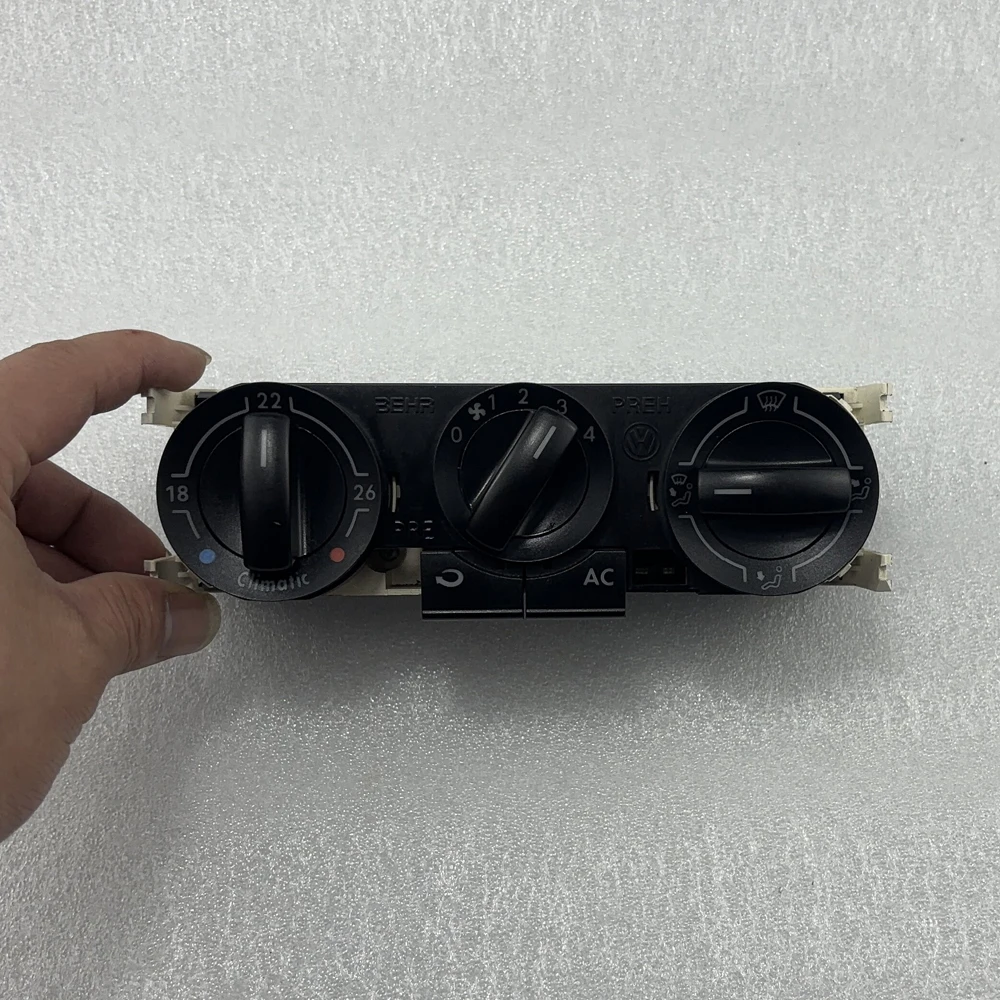 6RF820045C 6RF 820 045 C Панель управления климат-контролем (кондиционер, отопление, приточный воздух) для Volkswagen Polo Vento
6RF820045C 6RF 820 045 C Панель управления климат-контролем (кондиционер, отопление, приточный воздух) для Volkswagen Polo Vento