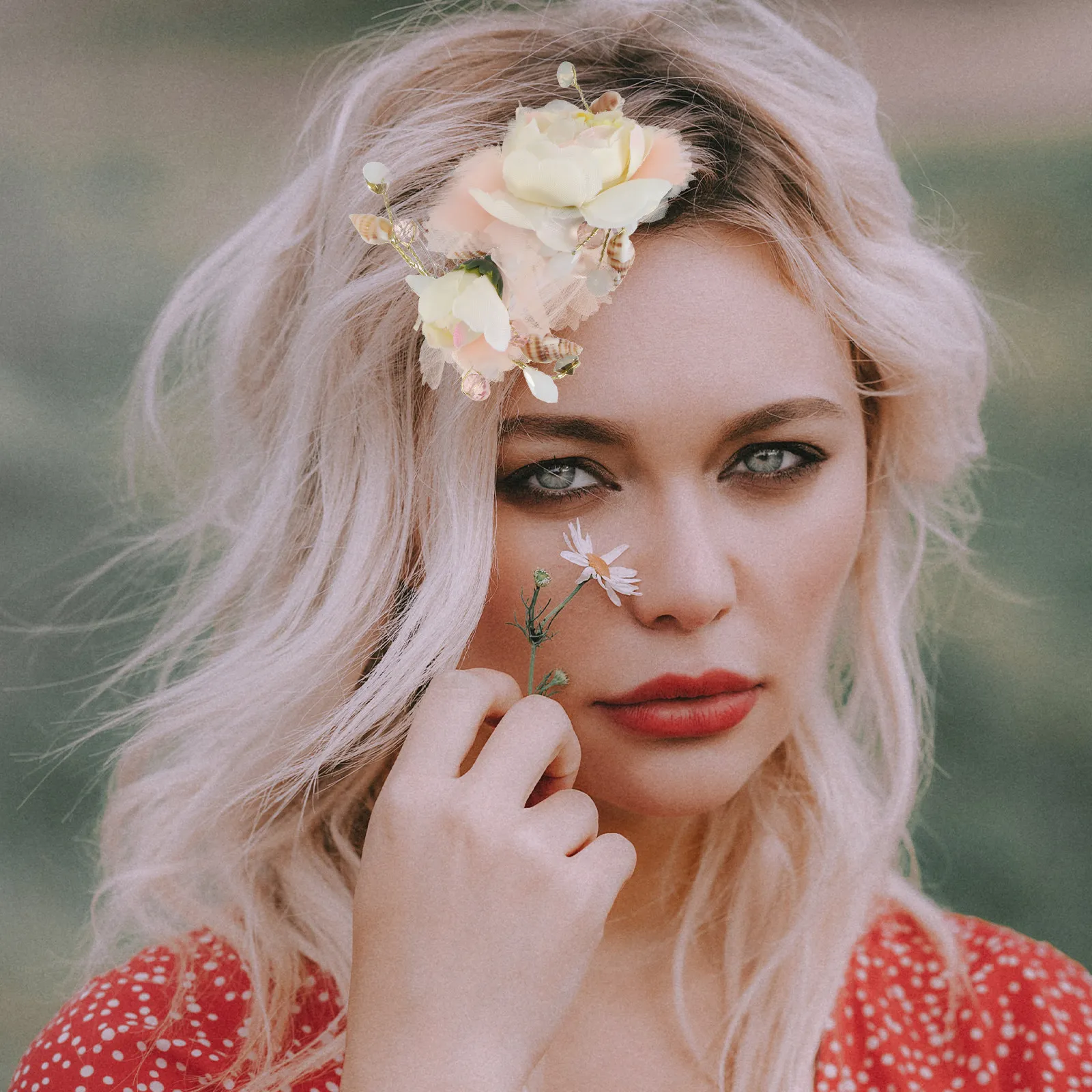 Elegant Shell Silk Yarn Bridal Comb Wedding Hair Accessory for Prom Party Summer Picnic Special Occasion Flower Comb
Elegant Shell Silk Yarn Bridal Comb Wedding Hair Accessory for Prom Party Summer Picnic Special Occasion Flower Comb