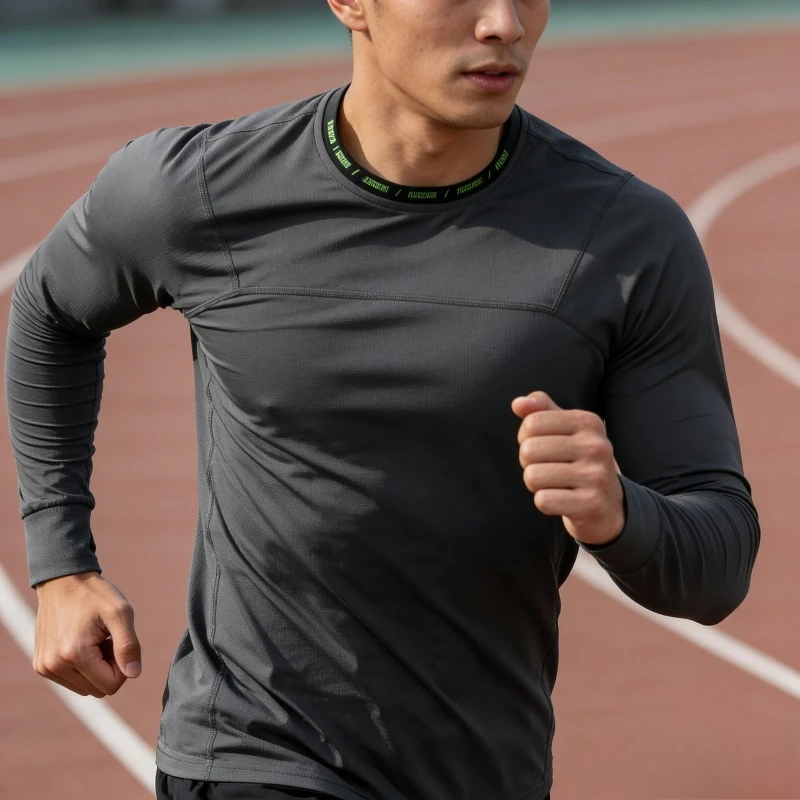 Мужская быстросохнущая футболка для спортзала 2026 – дышащая, с круглым вырезом, длинным рукавом, однотонная, с защитой от УФ-излучения, для бега и спорта
Мужская быстросохнущая футболка для спортзала 2026 – дышащая, с круглым вырезом, длинным рукавом, однотонная, с защитой от УФ-излучения, для бега и спорта