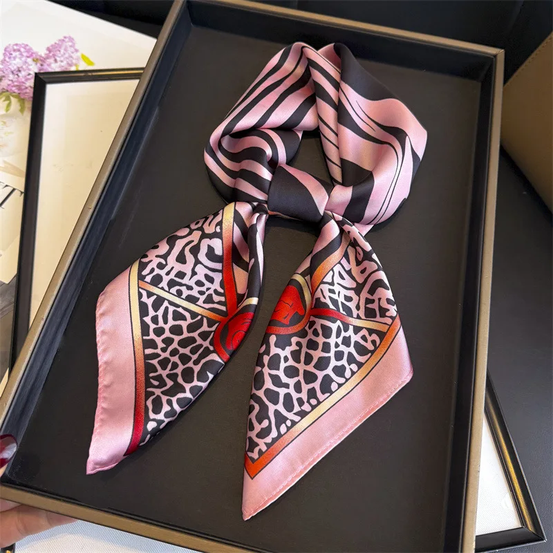Women's Silk Scarf Hijab Square Shawl Wraps Bandana Headband Headscarf Accesories Designer Foulards Bands Hair Bands
Women's Silk Scarf Hijab Square Shawl Wraps Bandana Headband Headscarf Accesories Designer Foulards Bands Hair Bands